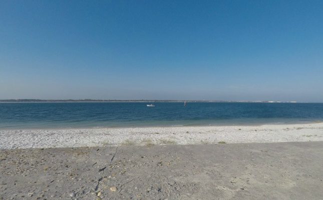 The sound side of Fort Pickens Beach